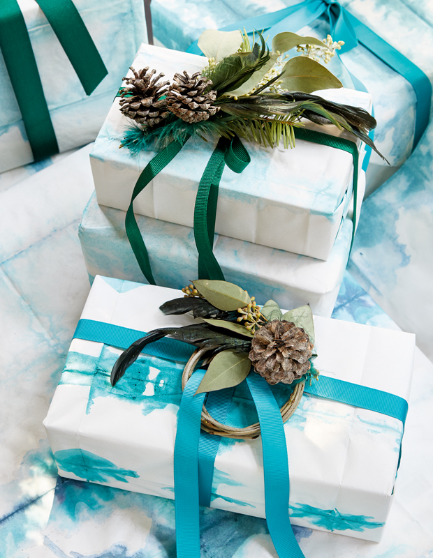 designer gift wrappin paper